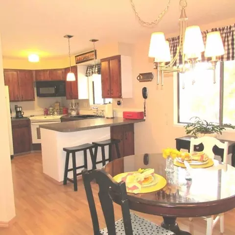 723 E Bedivere Dr, Spokane, WA 99218 photo 4