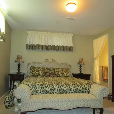 723 E Bedivere Dr, Spokane, WA 99218 photo 14