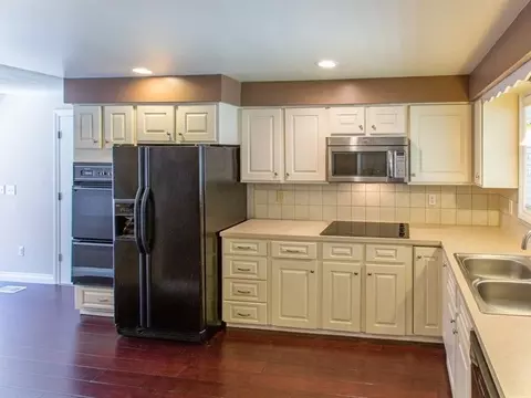 505 E Parkhill Dr, Spokane, WA 99208 photo 5