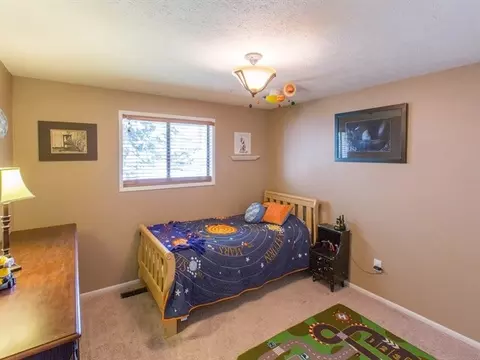 505 E Parkhill Dr, Spokane, WA 99208 photo 11