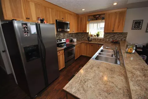 904 E Rowan, Spokane, WA 99207 photo 9