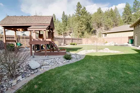 217 E Travis Ct, Spokane, WA 99208 photo 13