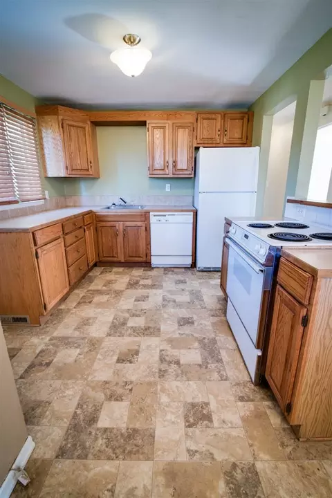 3910 E 13th Ave, Spokane, WA 99202 photo 6