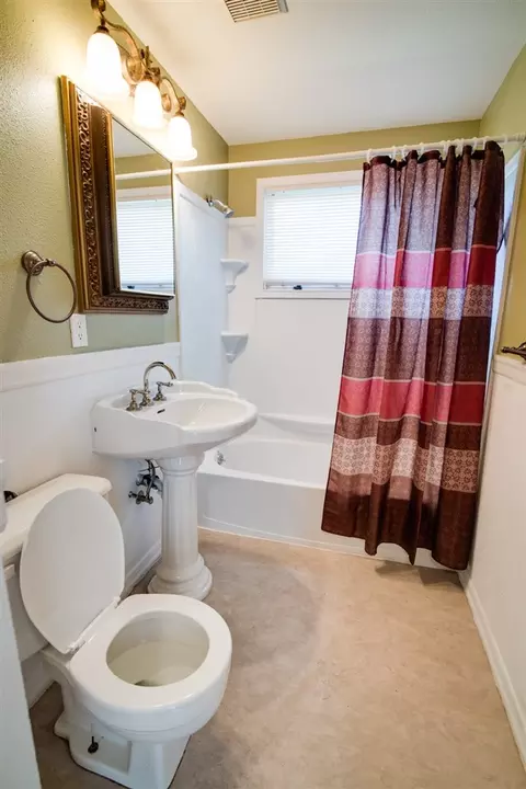 3910 E 13th Ave, Spokane, WA 99202 photo 11