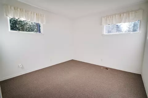 3910 E 13th Ave, Spokane, WA 99202 photo 9