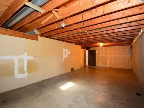 1216 E Sanson Ave, Spokane, WA 99207 photo 12