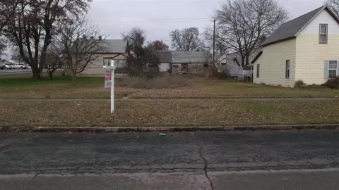 1907 E Mallon Ave, Spokane, WA 99208 photo 1