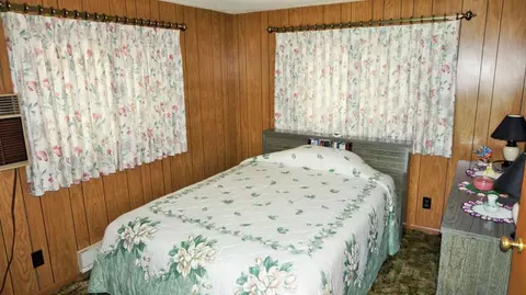 911 E Crown, Spokane, WA 99207 photo 8