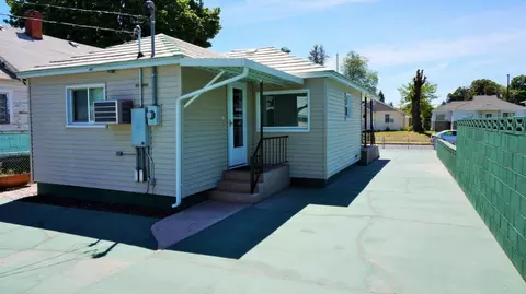 911 E Crown, Spokane, WA 99207 photo 14