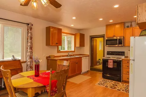 31 Inlet Ave, Cusick, WA 99119 photo 8
