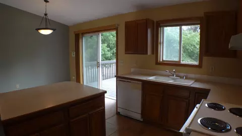 4126 E 9th Ave, Spokane, WA 99202 photo 2