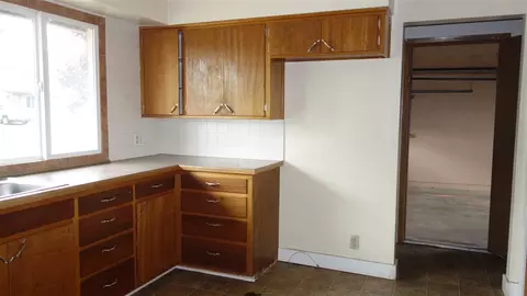 11601 E 11th Ave, Spokane Valley, WA 99206 photo 8