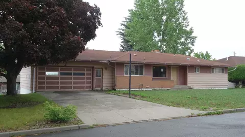11601 E 11th Ave, Spokane Valley, WA 99206 photo 1