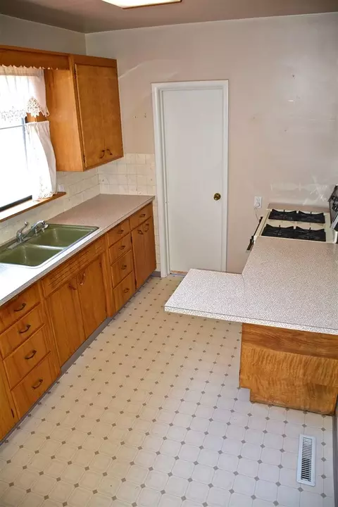 7128 E 8th Ave, Spokane, WA 99212 photo 7