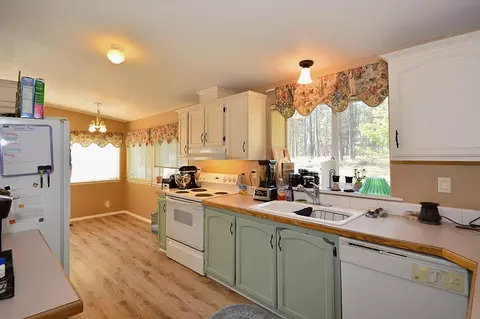 2010 E Smythe, Spangle, WA 99031 photo 5