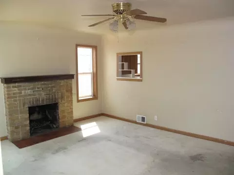 1916 E Hoffman Ave, Spokane, WA 99207 photo 3