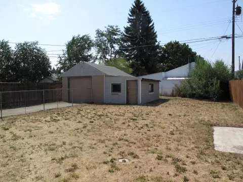 1916 E Hoffman Ave, Spokane, WA 99207 photo 18