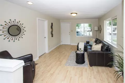 628 E Olympic Ave, Spokane, WA 99207 photo 2