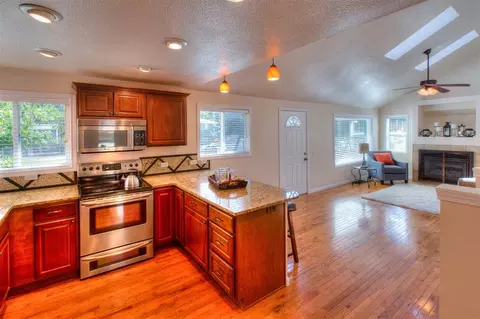 3611 E 34th Ave, Spokane, WA 99223 photo 8