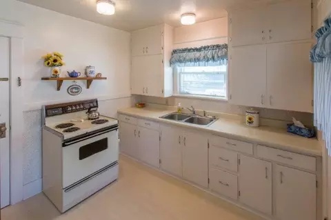 714 E 33rd Ave, Spokane, WA 99203 photo 8