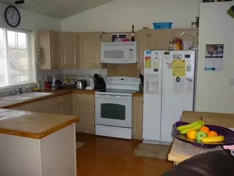 912 E Jackson Ave, Spokane, WA 99207 photo 8