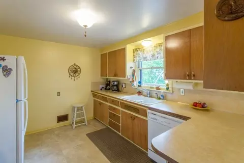 3703 E 18th Ave, Spokane, WA 99223 photo 9