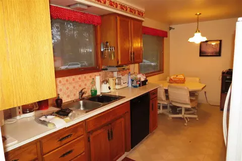 13124 E 22nd Ave, Spokane Valley, WA 99216 photo 4