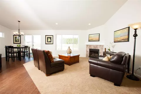 218 E Travis Ct, Spokane, WA 99208 photo 7