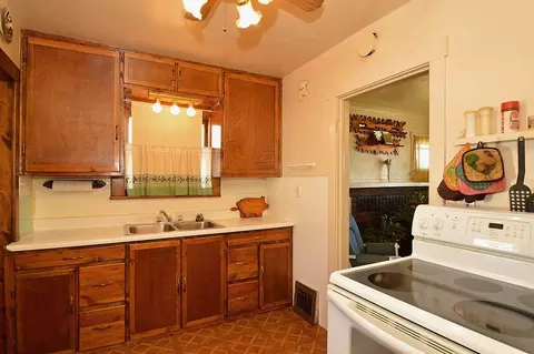 807 E Rich Ave, Spokane, WA 99207 photo 8