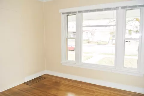 922 Ermina Ave, Spokane, WA 99207 photo 3