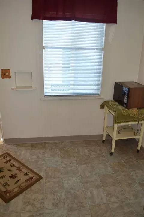 708 Everett Ave, Spokane, WA 99207 photo 7