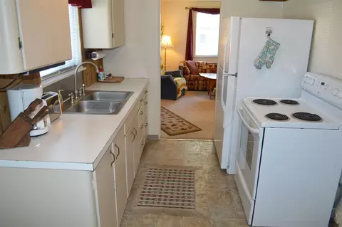 708 Everett Ave, Spokane, WA 99207 photo 5