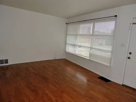 518 E Central Ave, Spokane, WA 99208 photo 4