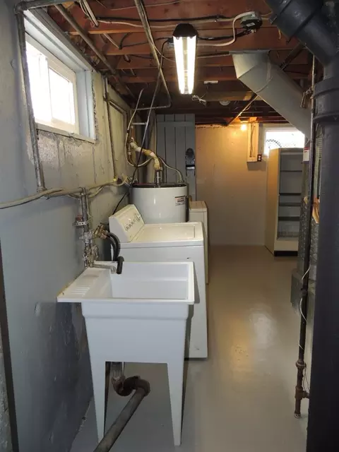 518 E Central Ave, Spokane, WA 99208 photo 11