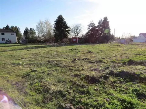 7513 N E St, Spokane, WA 99208 photo 6
