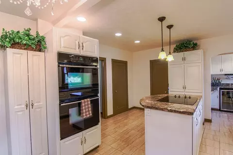 1427 E 16th Ave, Spokane, WA 99203 photo 6