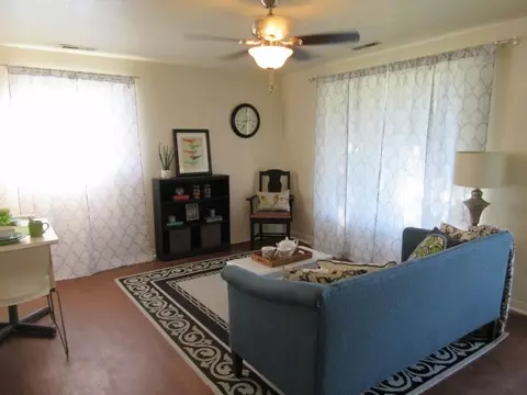 2211 E Marshall Ave, Spokane, WA 99207 photo 2