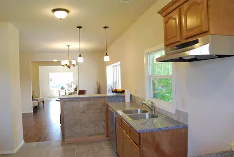 711 E 32nd Ave, Spokane, WA 99203 photo 7
