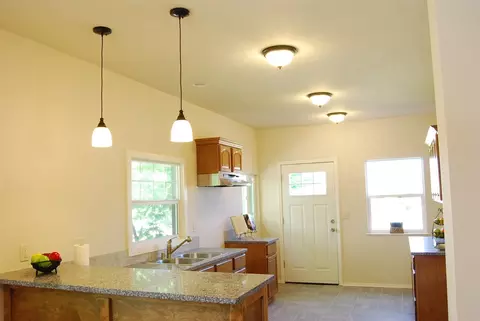 711 E 32nd Ave, Spokane, WA 99203 photo 6