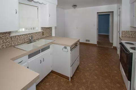 1008 E Olympic Ave, Spokane, WA 99207 photo 7