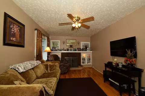 1427 Everett Ave, Spokane, WA 99207 photo 2