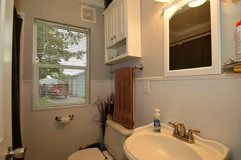 1427 Everett Ave, Spokane, WA 99207 photo 8