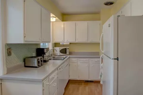 1019 E 36th Ave, Spokane, WA 99203 photo 9