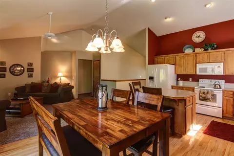 4247 E 38th Ave, Spokane, WA 99223 photo 3