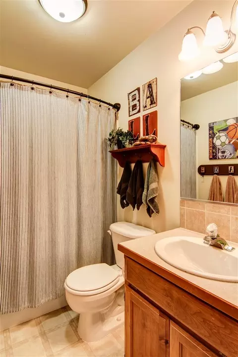 4247 E 38th Ave, Spokane, WA 99223 photo 8