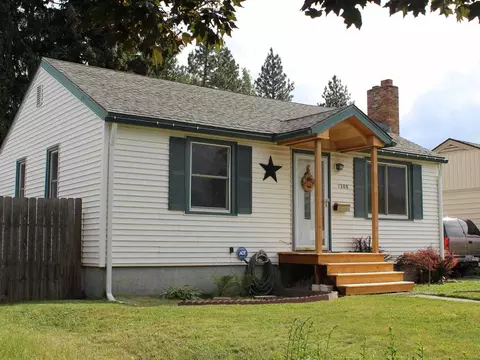 1208 E 38th, Spokane, WA 99203 photo 2