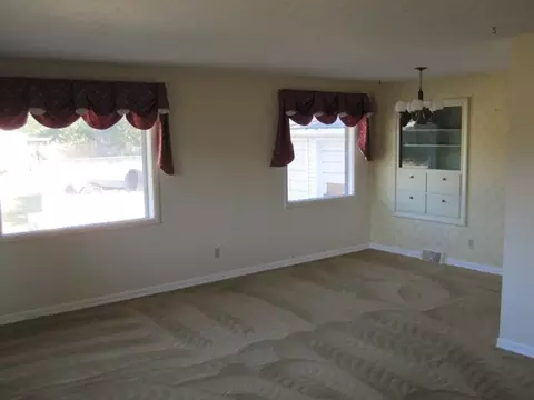 11308 E 6th Ave, Spokane, WA 99206 photo 3