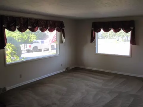 11308 E 6th Ave, Spokane, WA 99206 photo 4
