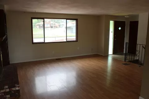 11311 E 10th Ave, Spokane Valley, WA 99206 photo 3