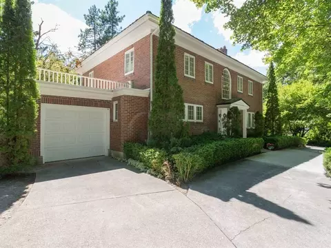 816 E Overbluff Rd, Spokane, WA 99203 photo 2